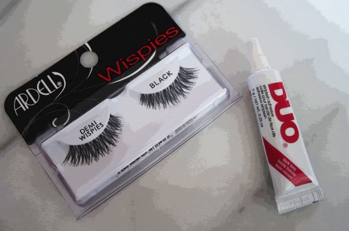 5 Easy Steps to Apply False Eyelashes